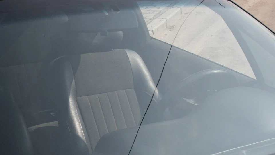 Opel Calibra простенька 3