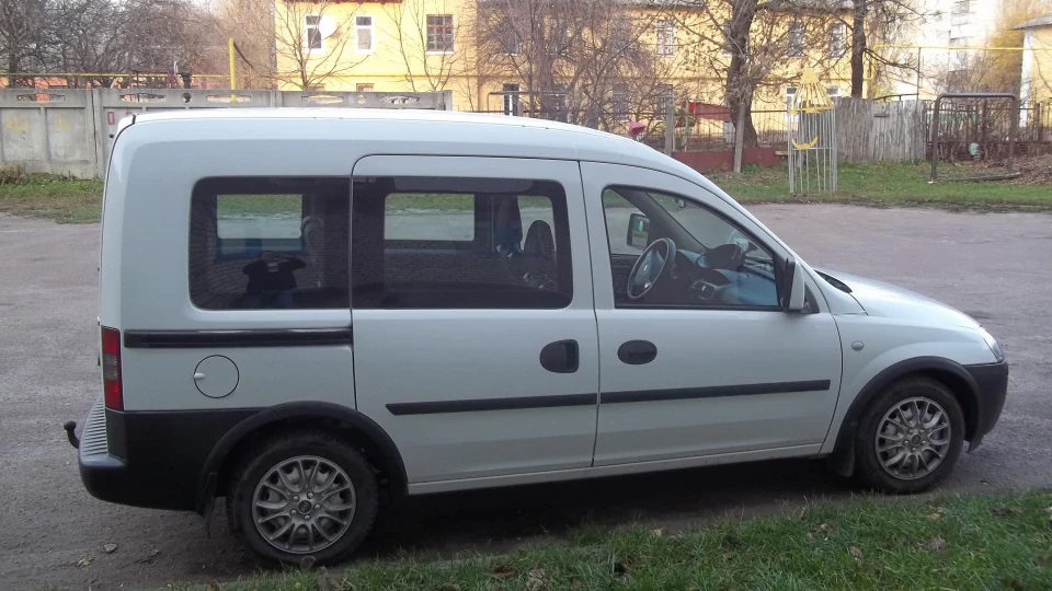 Opel Combo 2