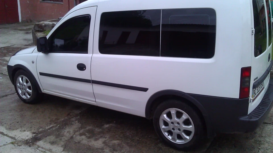 Opel Combo 2