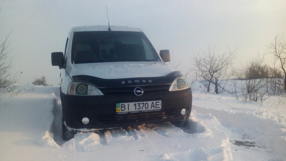 Opel Combo 1.3 CDTI LED EYES 3