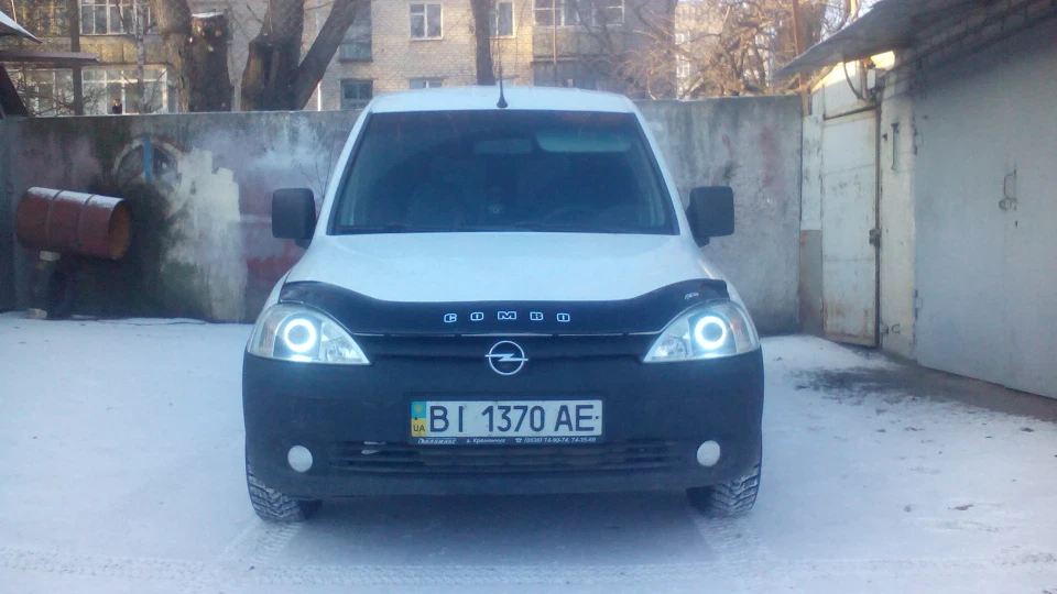 Opel Combo 1.3 CDTI LED EYES 4