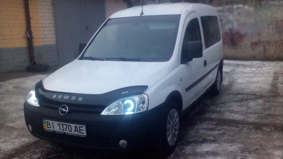 Opel Combo 1.3 CDTI LED EYES 5