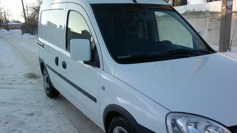 Opel Combo 1.3 cdti ракета