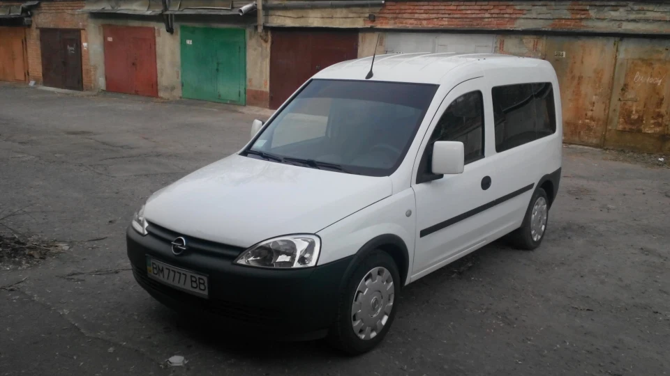 Opel Combo 1,3 CDTI 4