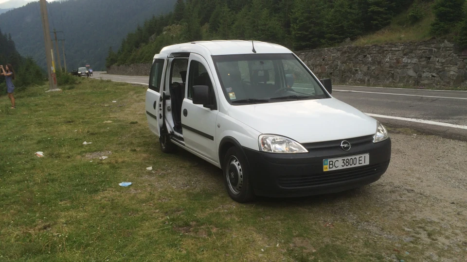 Opel Combo 1.3 турбо трактор
