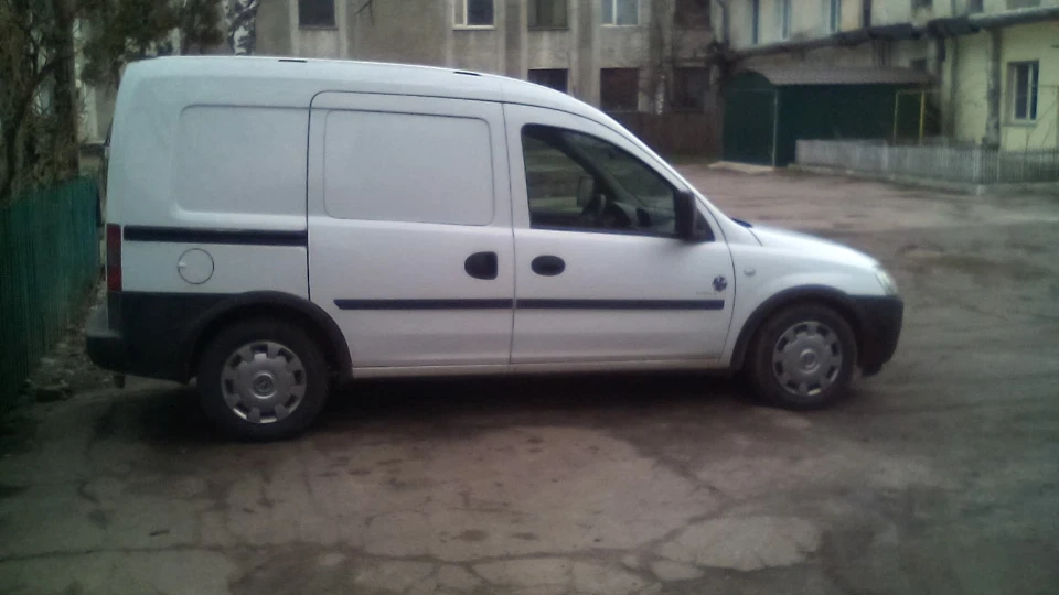 Opel Combo 1.3 турботрактор 2