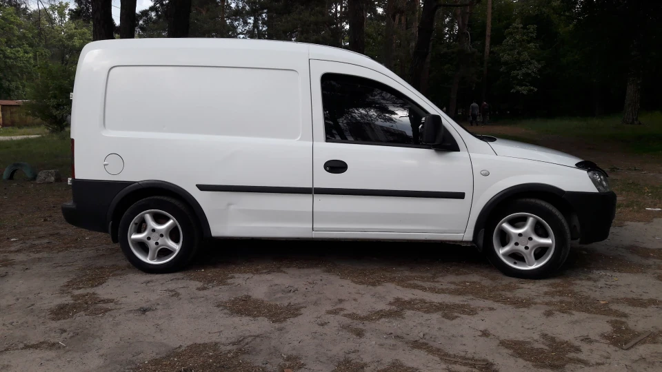 Opel Combo 1,4 бензин (90 к.с.) 2