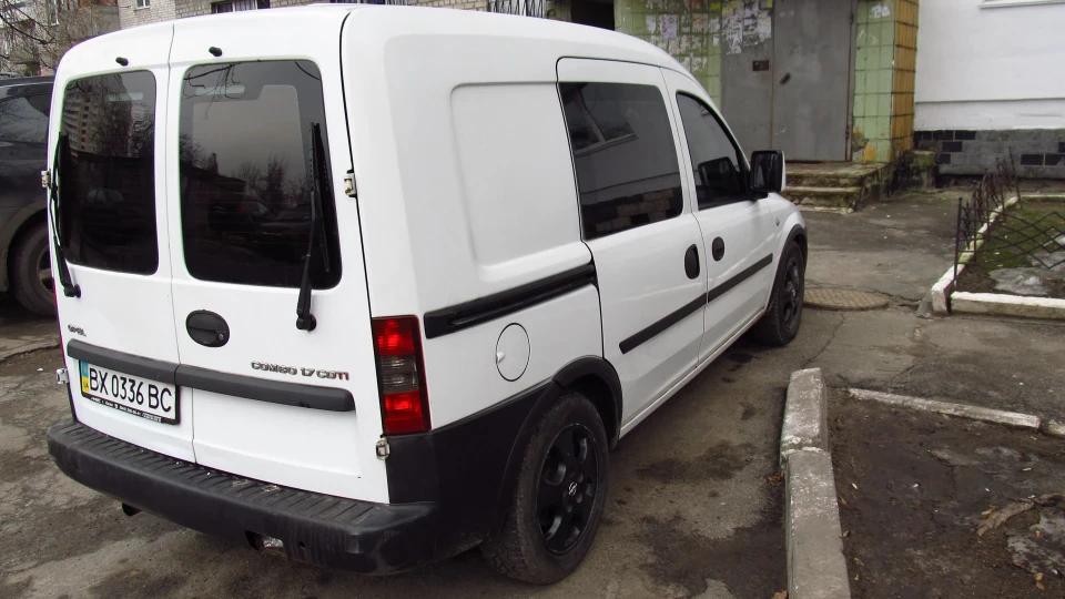 Opel Combo 1.7 CDTI 4