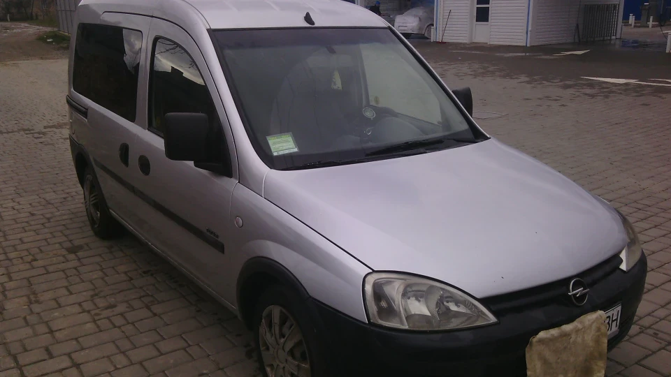 Opel Combo 1.7 DI 4