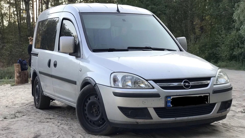 Opel Combo 1.7Cdti турбокаблук