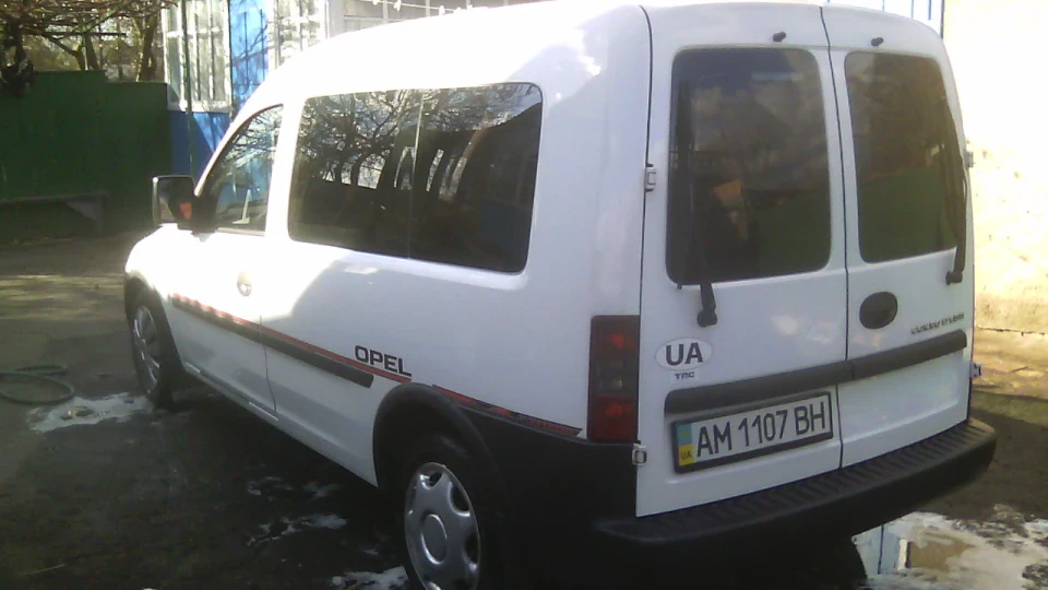 Opel Combo 1,7CDTI 3