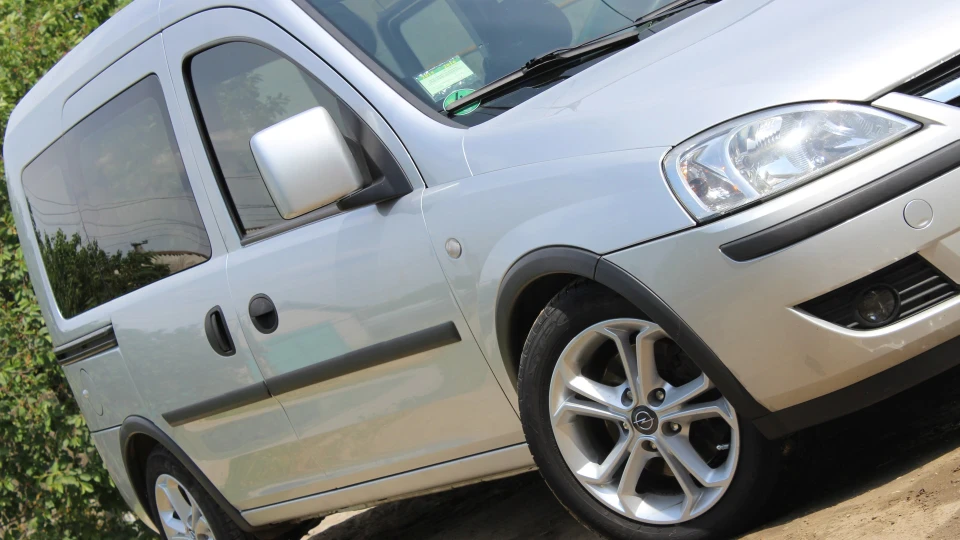 Opel Combo 1.7CDTI 2