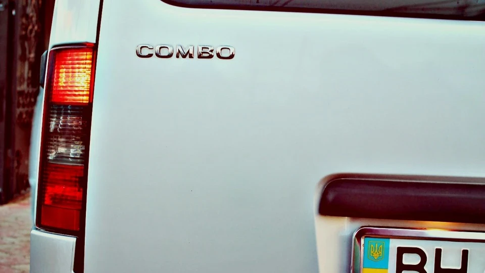 Opel Combo 1.7CDTI 4