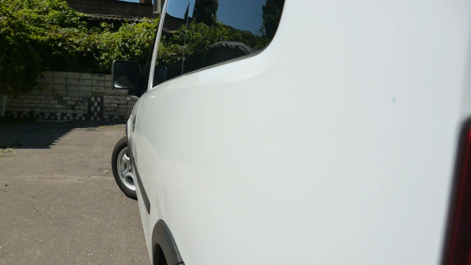 Opel Combo Білий 1,3 TDCI 4