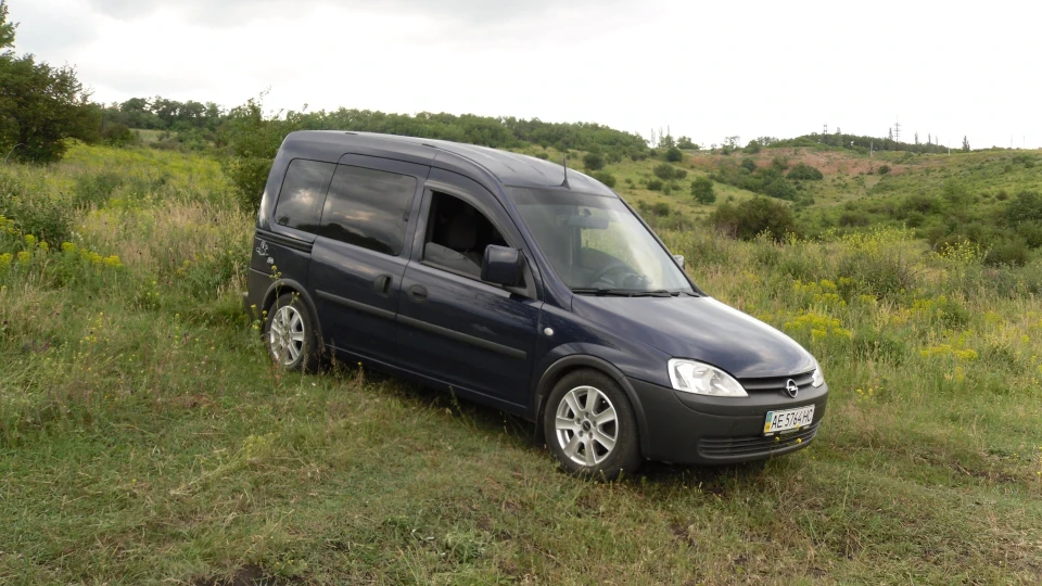Opel Combo CDTI 1.7. Синій АВТО БУС 2