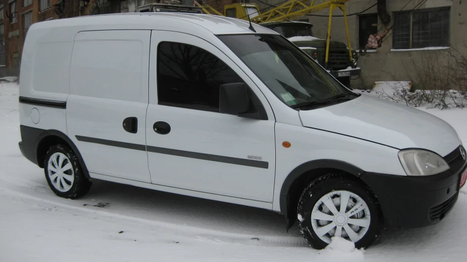Opel Combo Джип білий 1.7 DTI 3
