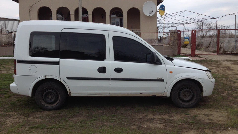 Opel Combo Комбайн 4