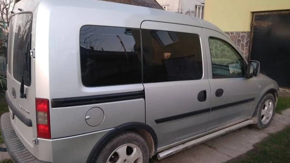 Opel Combo Сірий металік 3
