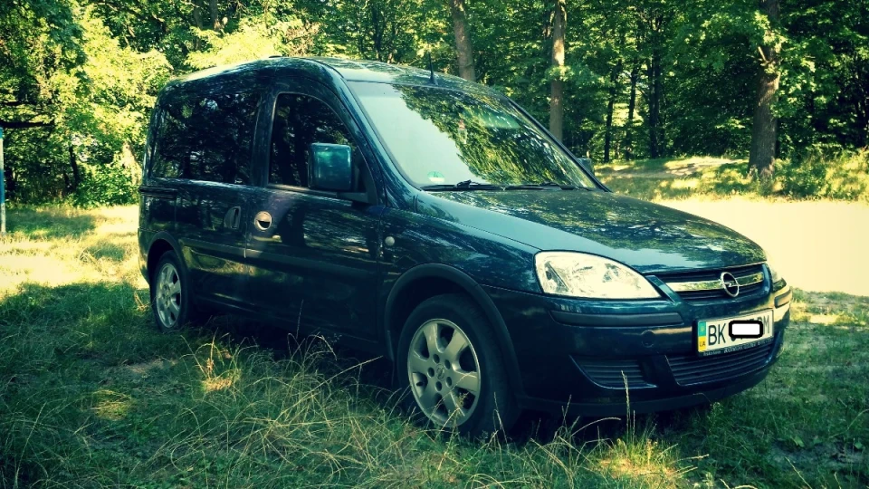 Opel Combo Tour Color Edition 1.7 2
