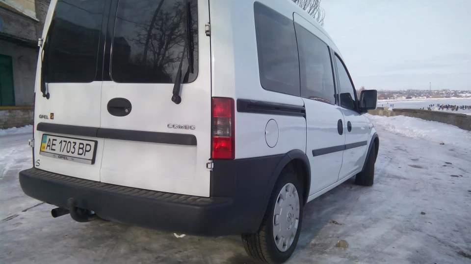 Opel Combo турбо дельфін