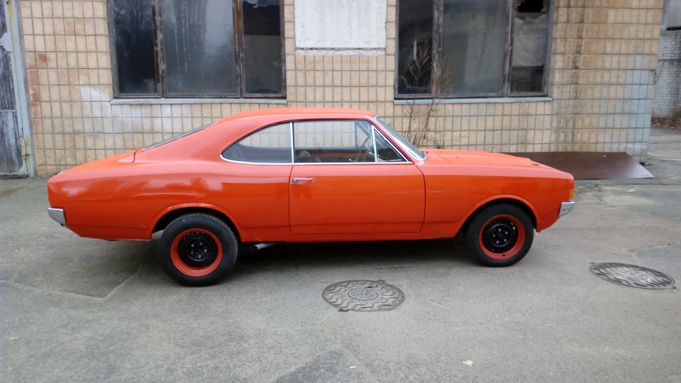 Opel Commodore 2