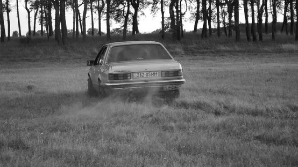 Opel Commodore )))))))))))) 2