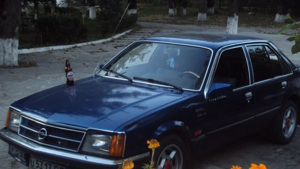 Opel Commodore 2.5S R6 2