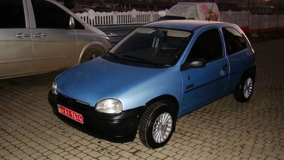 Opel Corsa 1.2 roll 3