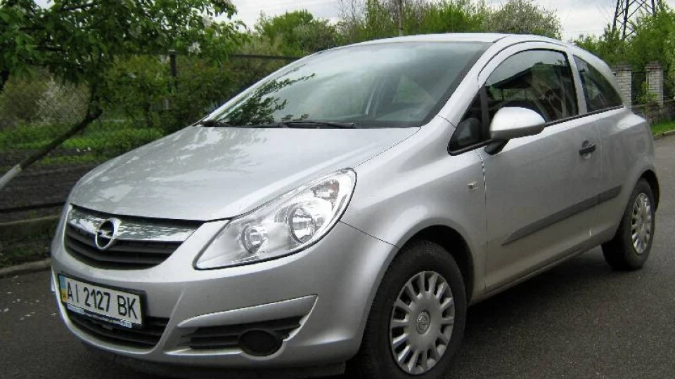 Opel Corsa 1.2 МТА, 3-х дверцята 2