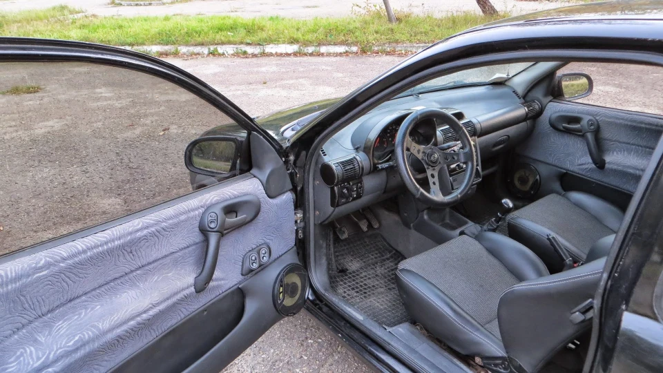 Opel Corsa C14NZ 2