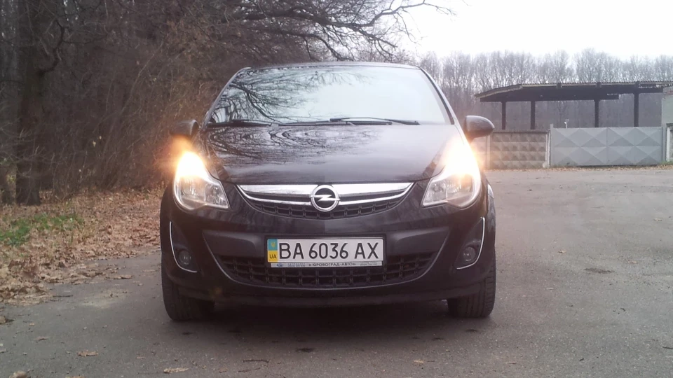 Opel Corsa Cosmo+ 4