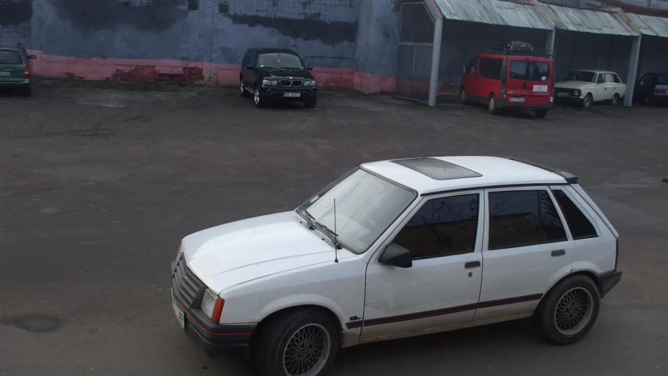 Opel Corsa "derby" GLS 2