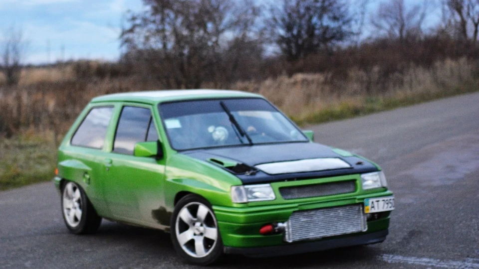 Opel Corsa GSI Turbo 300hp+ 4