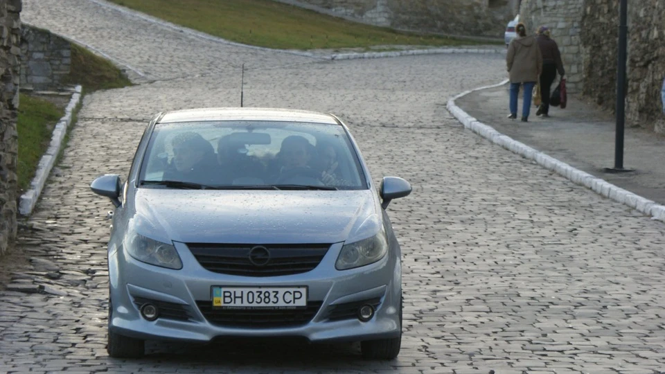 Opel Corsa GSI у душі 3