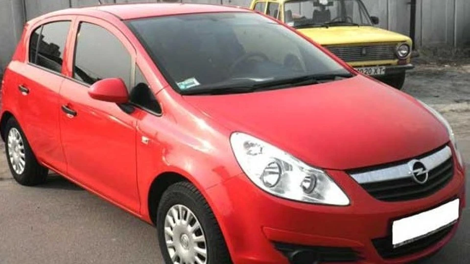 Opel Corsa червоний металік 2