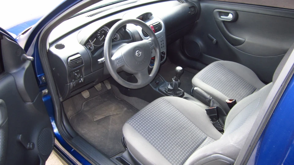 Opel Corsa NJOY 4