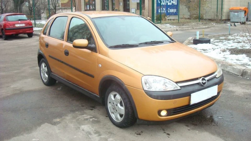 Opel Corsa Бджілка 3
