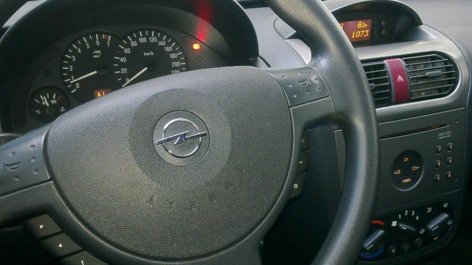 Opel Corsa Red 3D 👍 4