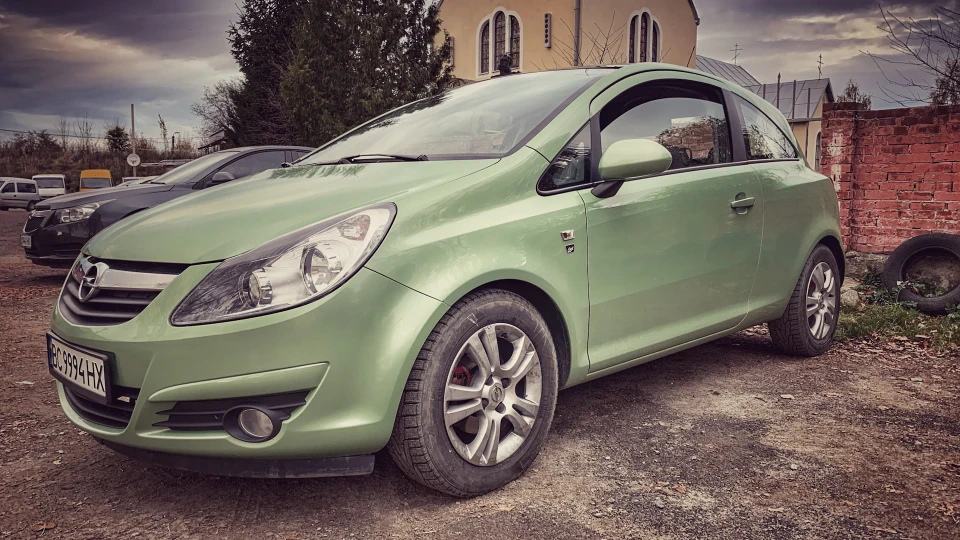 Opel Corsa Жаба