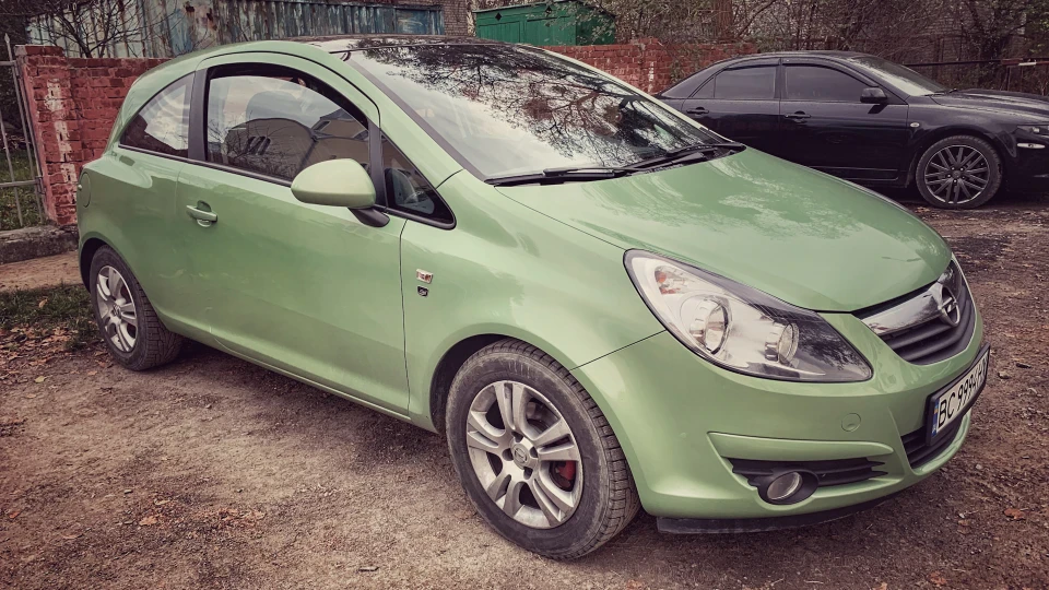 Opel Corsa Жаба 3