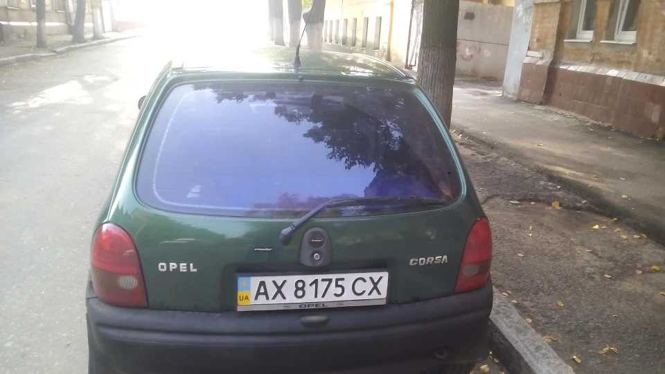 Opel Corsa Зеленка 4