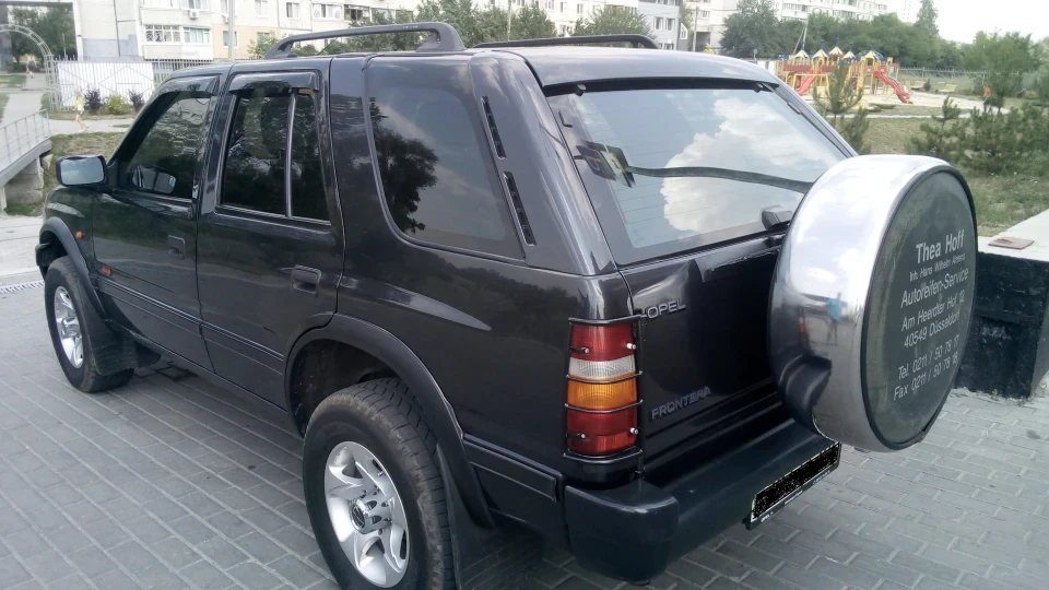 Opel Frontera A