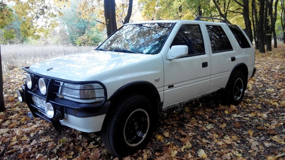 Opel Frontera A 2