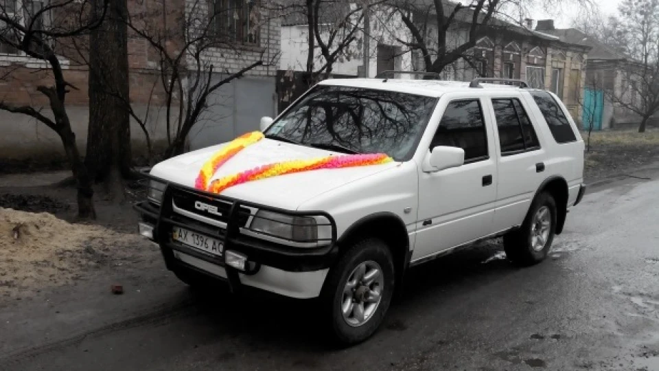 Opel Frontera A 4
