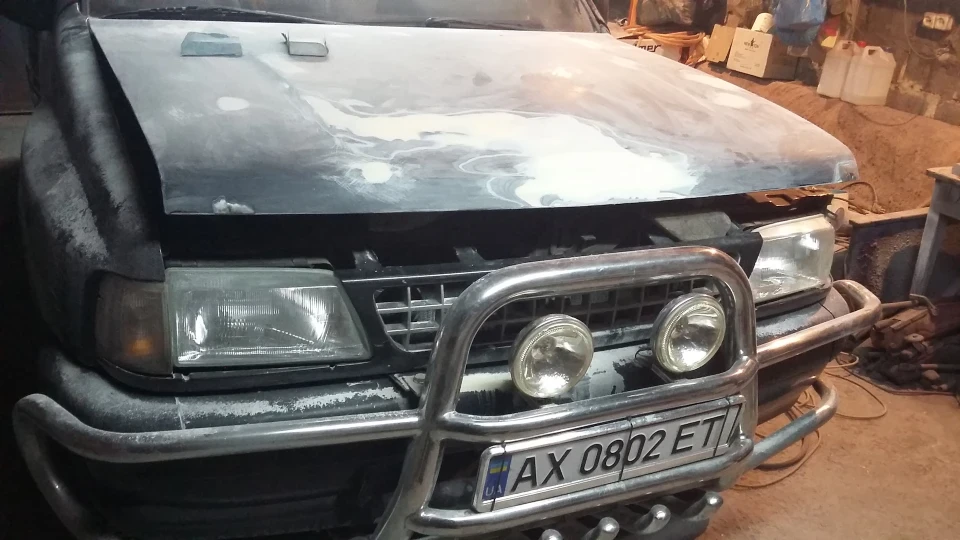Opel Frontera A 3