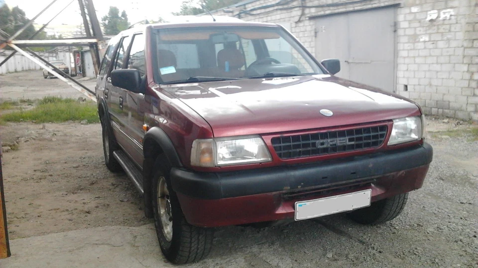Opel Frontera A