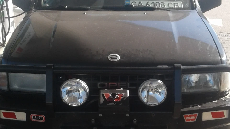 Opel Frontera A 2.4 бенз
