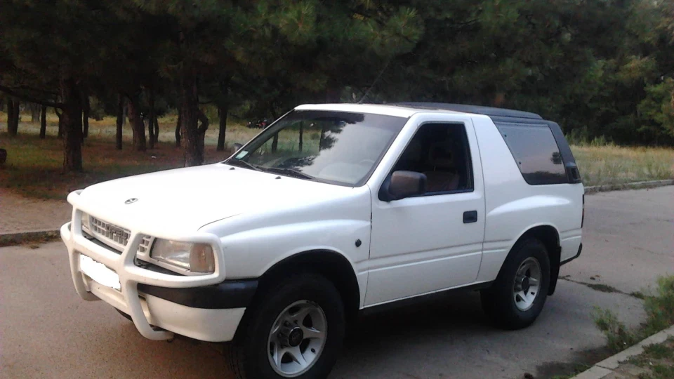Opel Frontera A Спорт