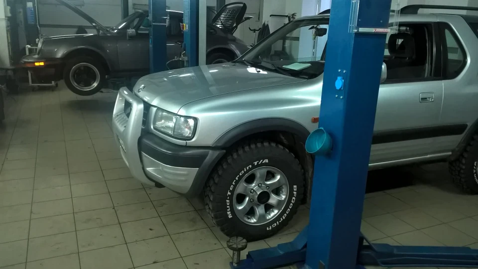 Opel Frontera B