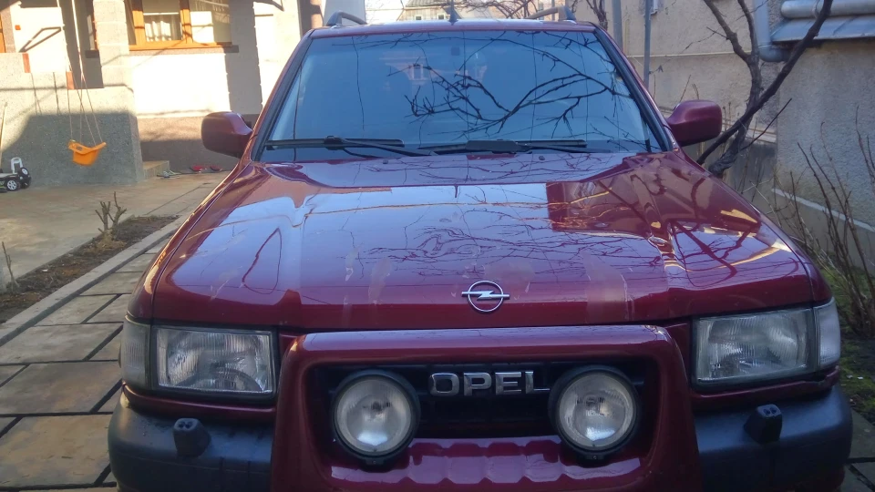 Opel Frontera B Акула